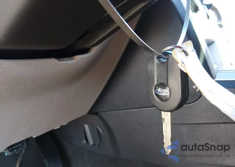 2013 Ford Explorer z USA, uszkodzony, nr VIN 1FM5K8B86DGA57474